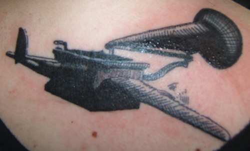 Flying phonograph tattoo on youreajerk.